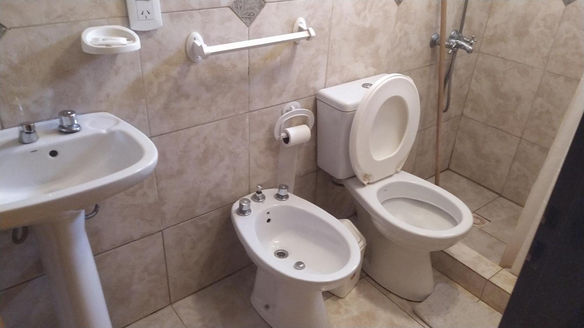 Hosteria Villa Turismo El Bolson Bagian luar foto